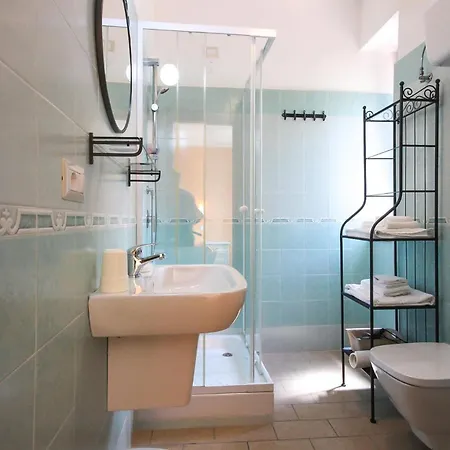 4 Bedroom Beautiful In